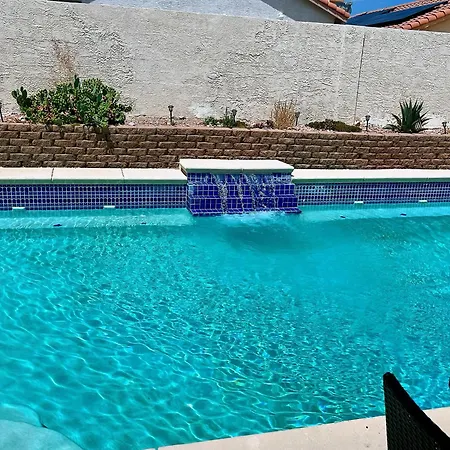 Amazing Heated Pool And Private Hot Tub 3Br In Heart Of Lv Villa